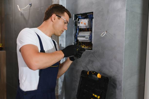 Best Affordable Emergency Electrician  in South Creek, WA