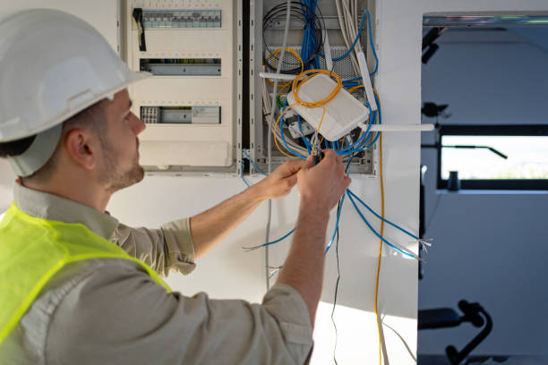 Best Circuit Breaker Repair  in South Creek, WA